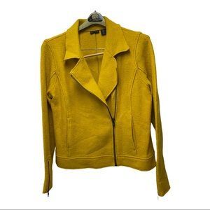 Women’s Tahari Mustard Blazer Size L.